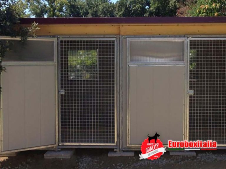 Box doppio in coibentato completamente chiuso